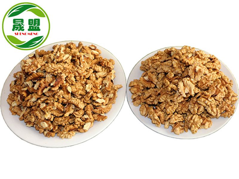 Light Halves Walnut Kernels